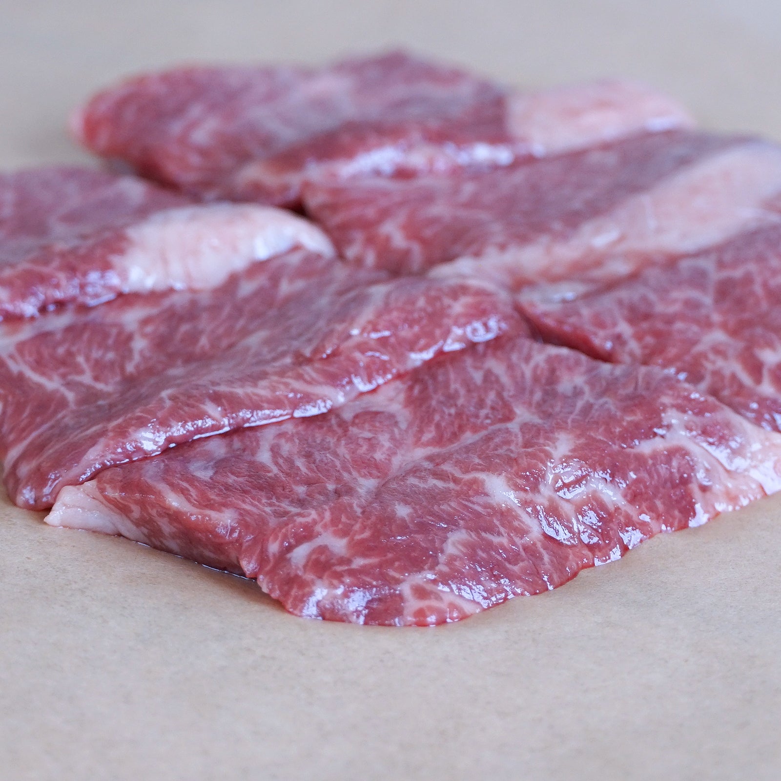 Premium American Grain-Fed Beef Chuck Roll BBQ Slices from the USA (100g)