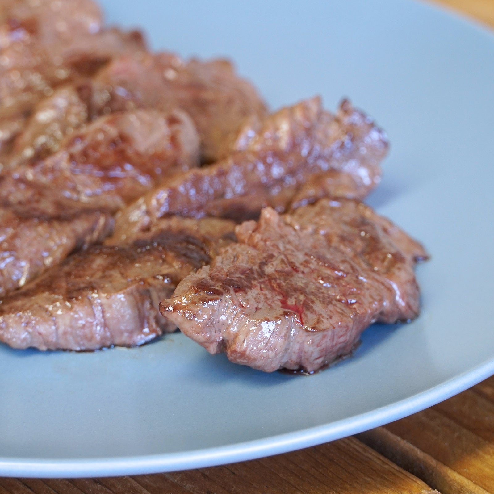 Grass-Fed Beef Hanging Tender Slices from Australia (100g)