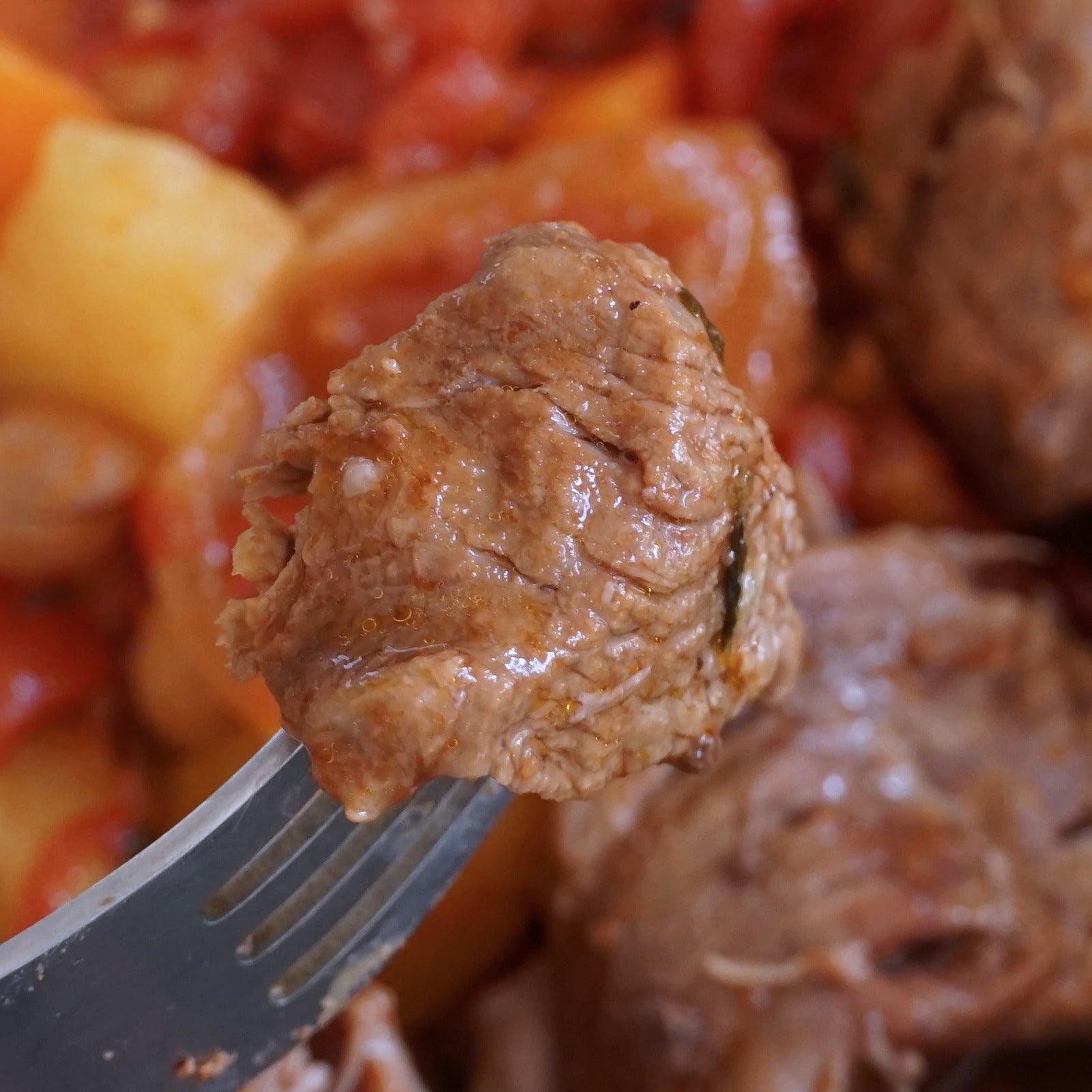 Free-Range Lamb Shoulder Boneless from New Zealand (1kg) - Horizon Farms