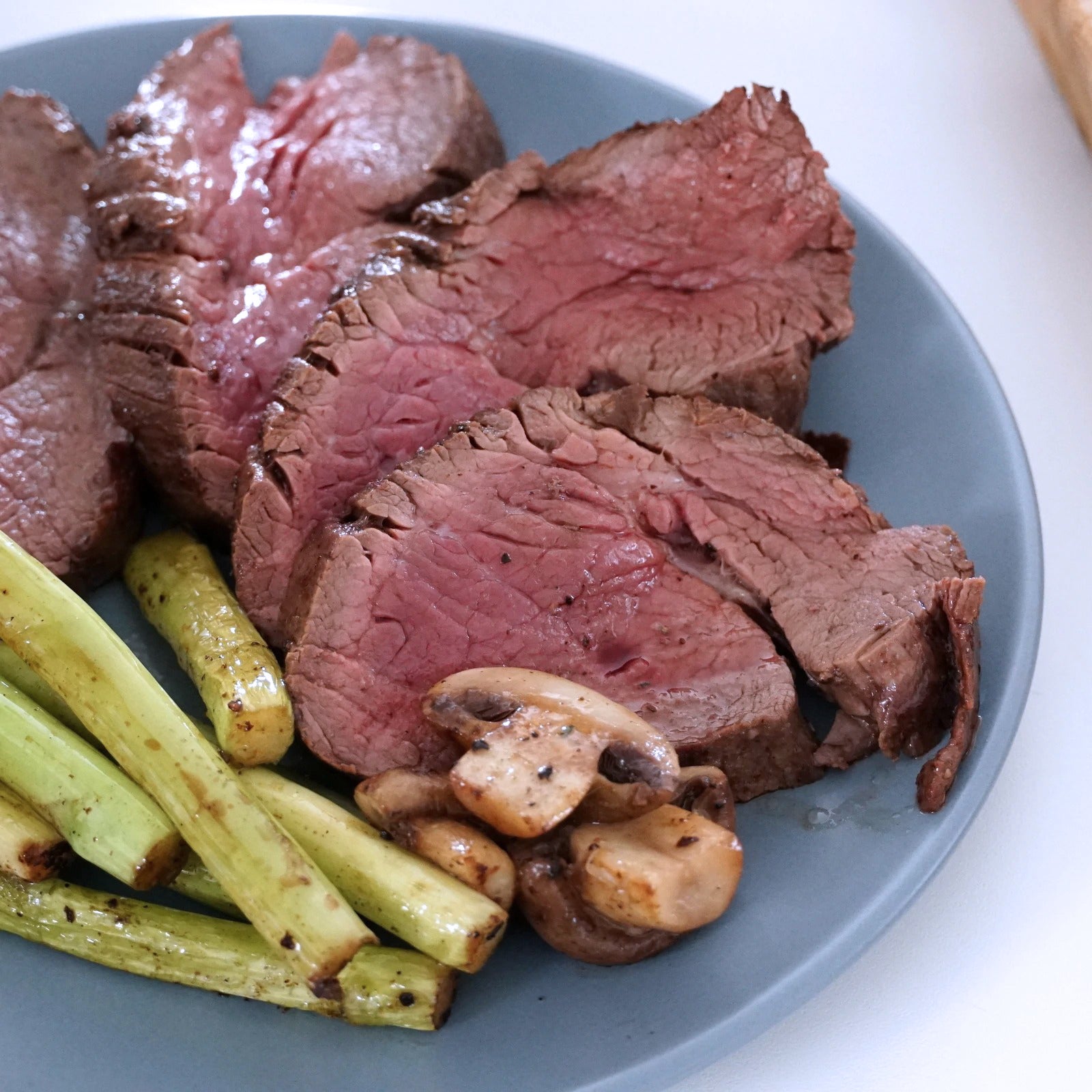 Grass-Fed Premium Beef Filet Roast from Australia (1kg) - Horizon Farms