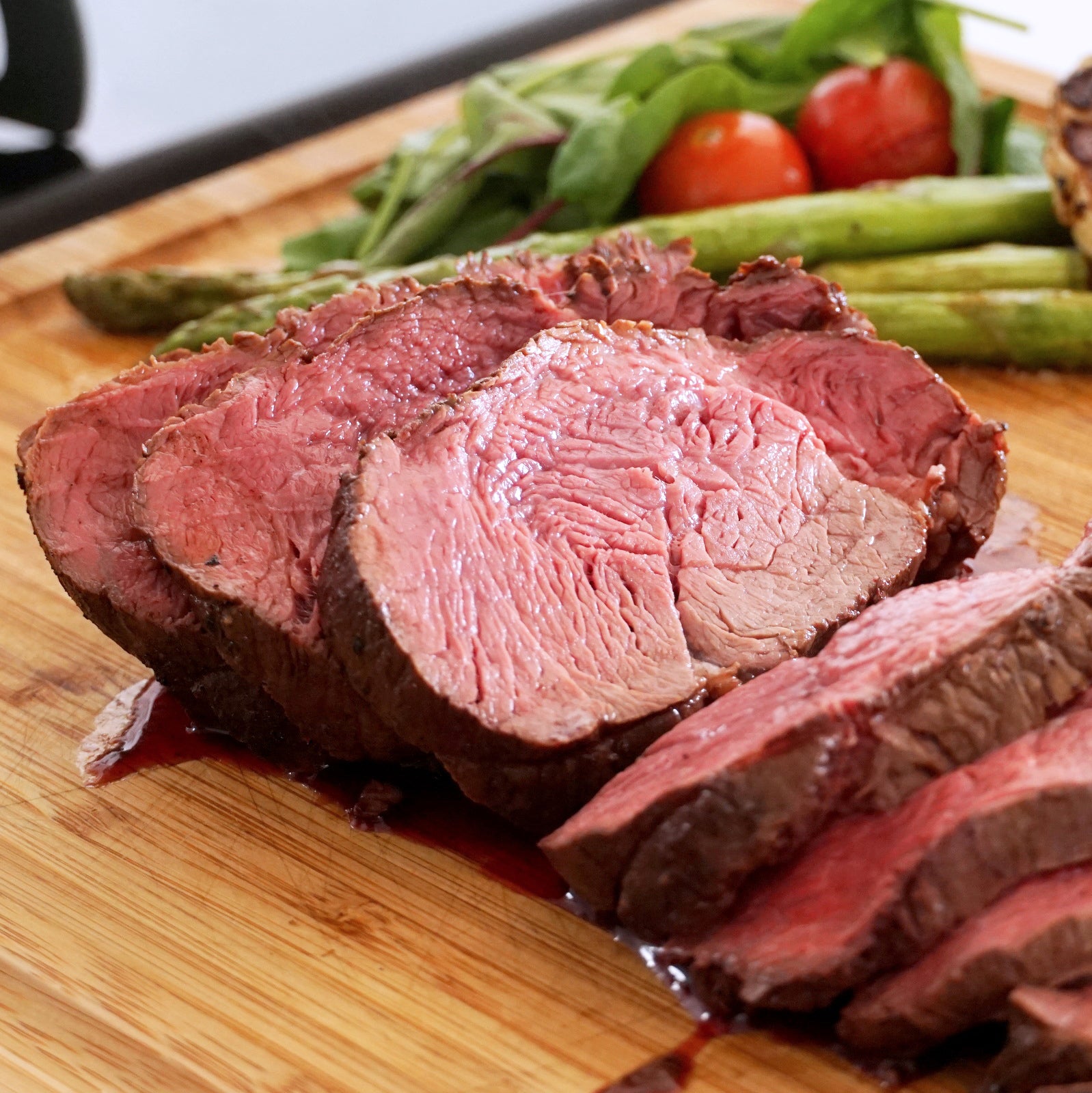 Chilled Grass-Fed Whole Beef Filet from New Zealand (2.2kg) (Free Shipping) (Terms & Conditions Apply) - Horizon Farms