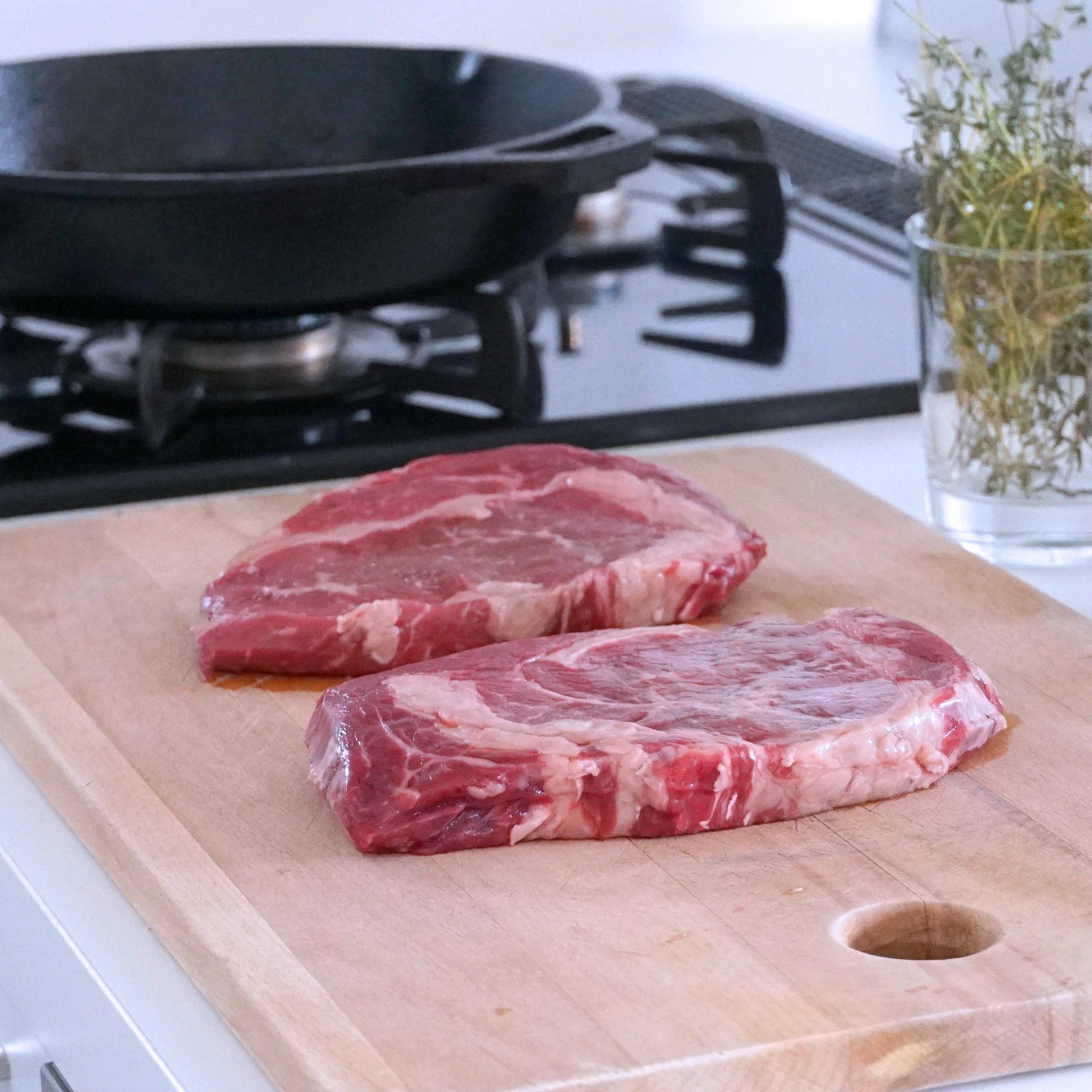 Curated Set of Grain-Fed Beef Ribeye Steaks (10 Steaks, 2kg) - Horizon Farms