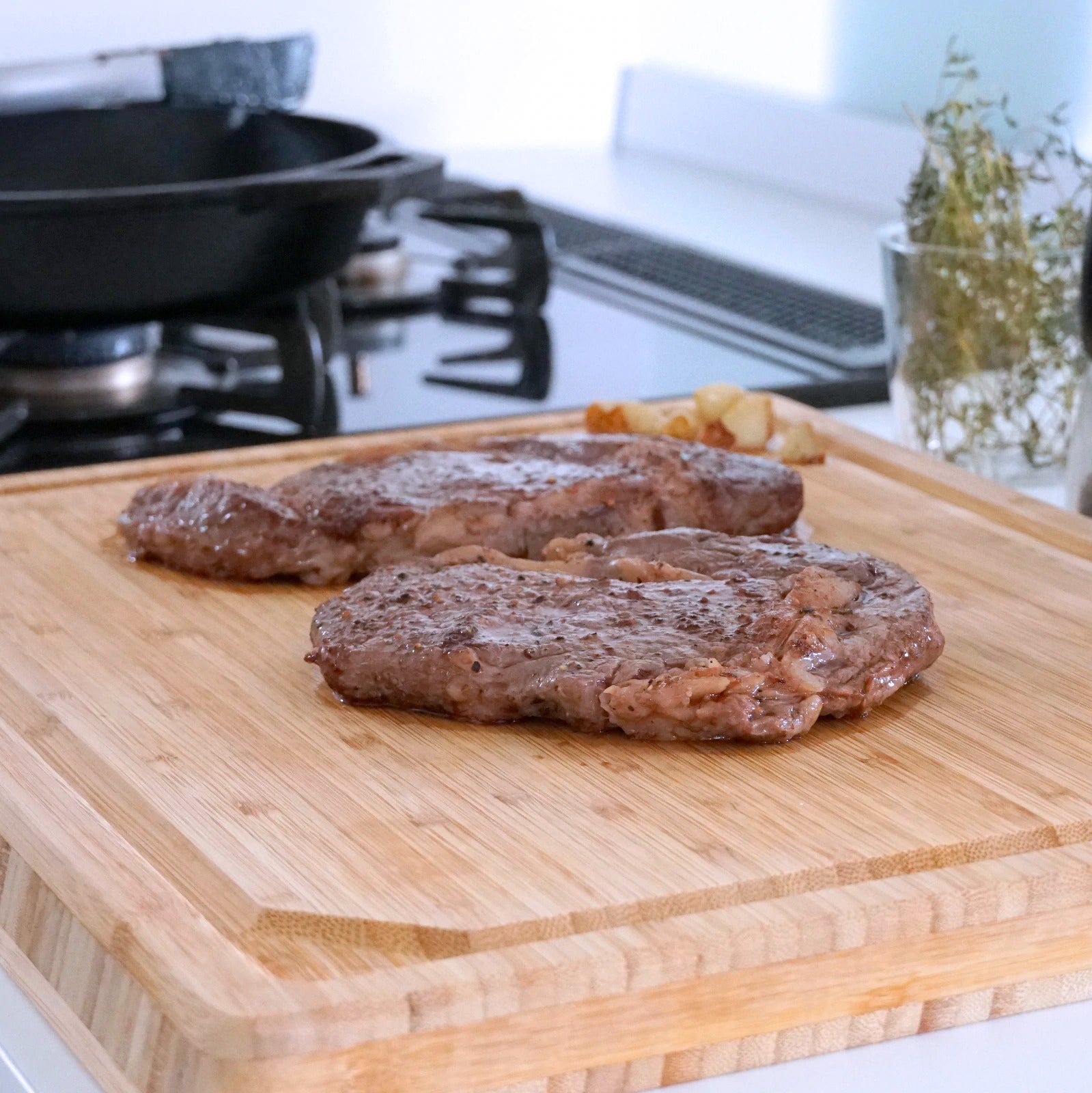 Curated Set of Grain-Fed Beef Ribeye Steaks (10 Steaks, 2kg) - Horizon Farms