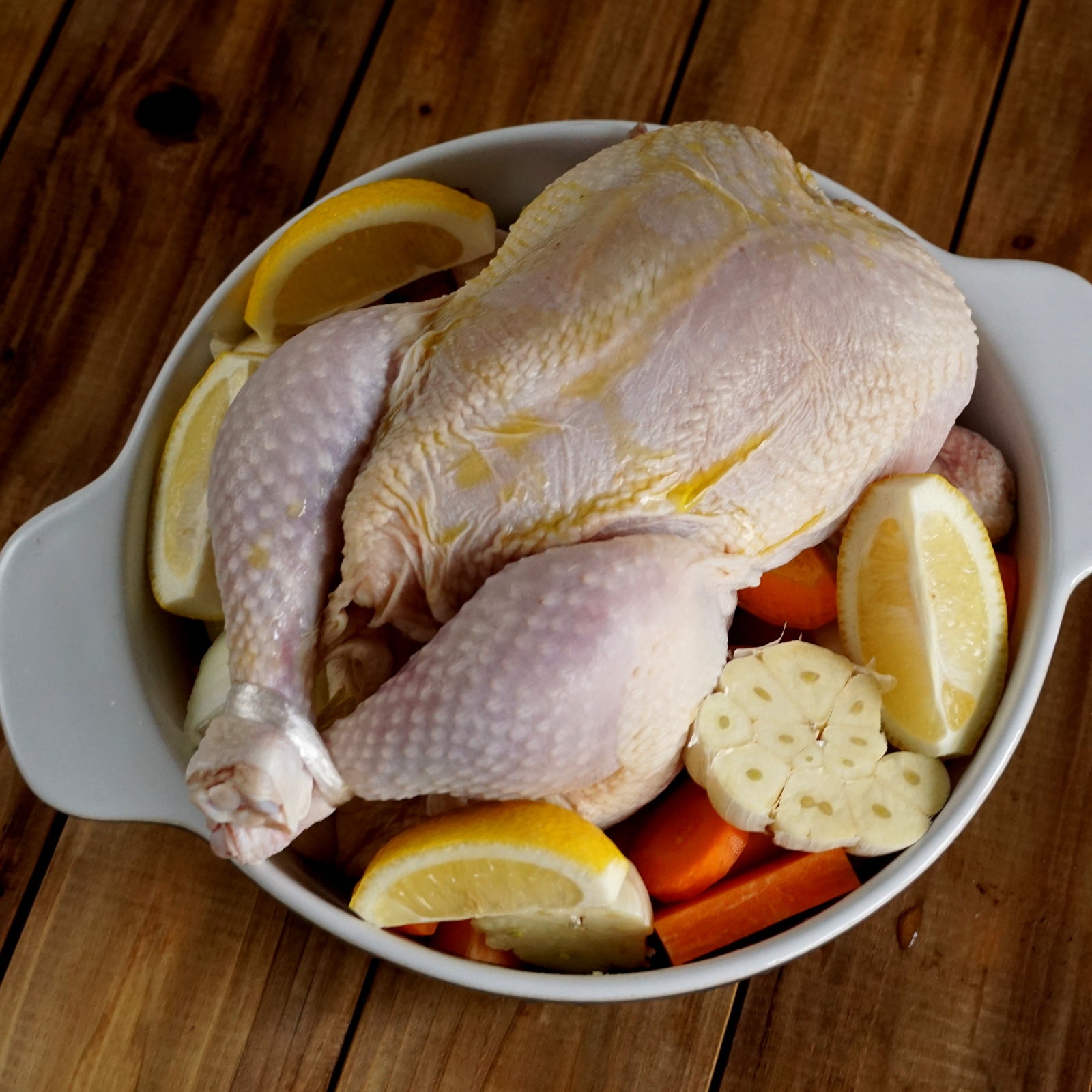 Certified Organic Free-Range Whole Chicken from New Zealand (1.3-1.9kg) - Horizon Farms