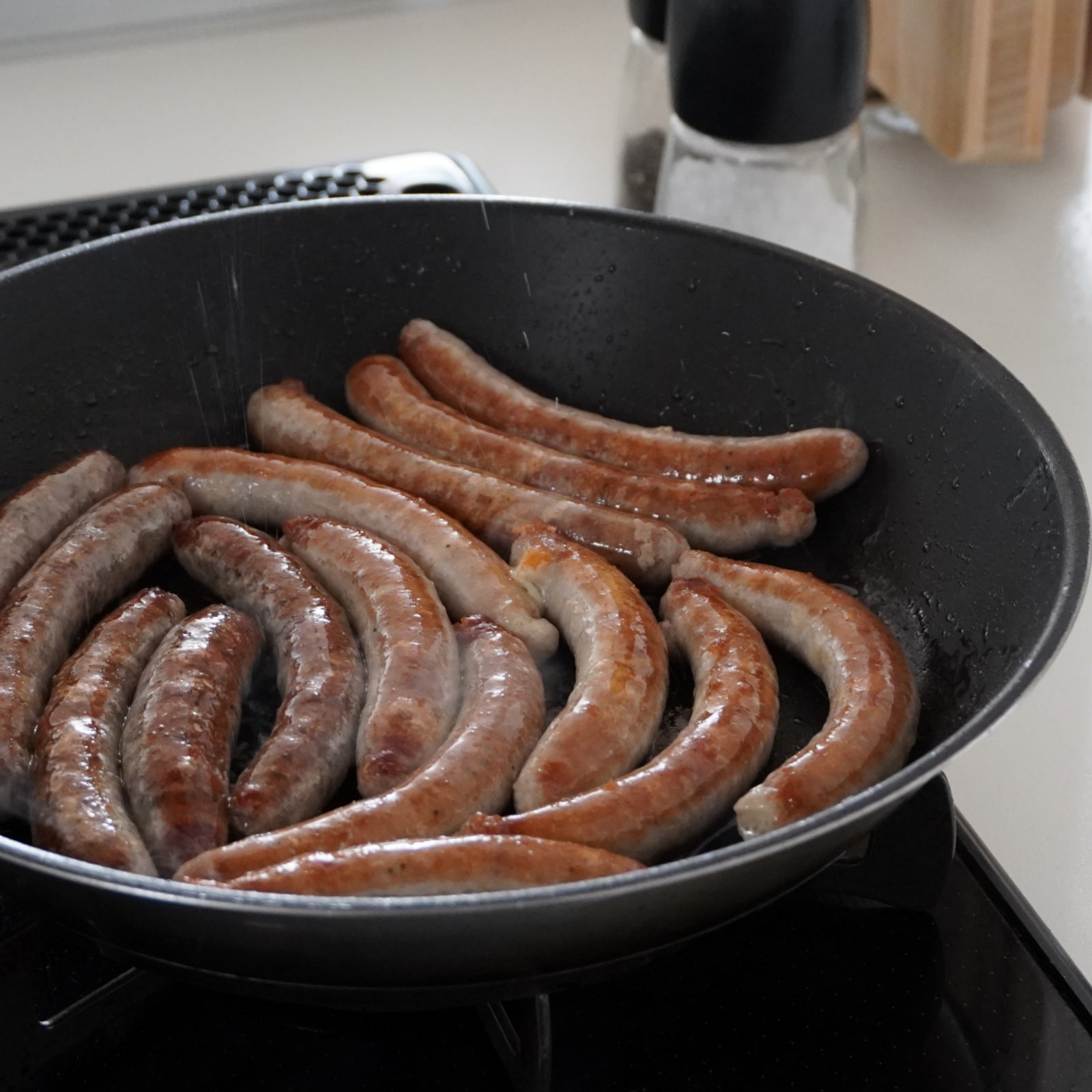 Free-Range Sugar-Free Pork Sausage with Mushroom From Hokkaido (5pc) - Horizon Farms