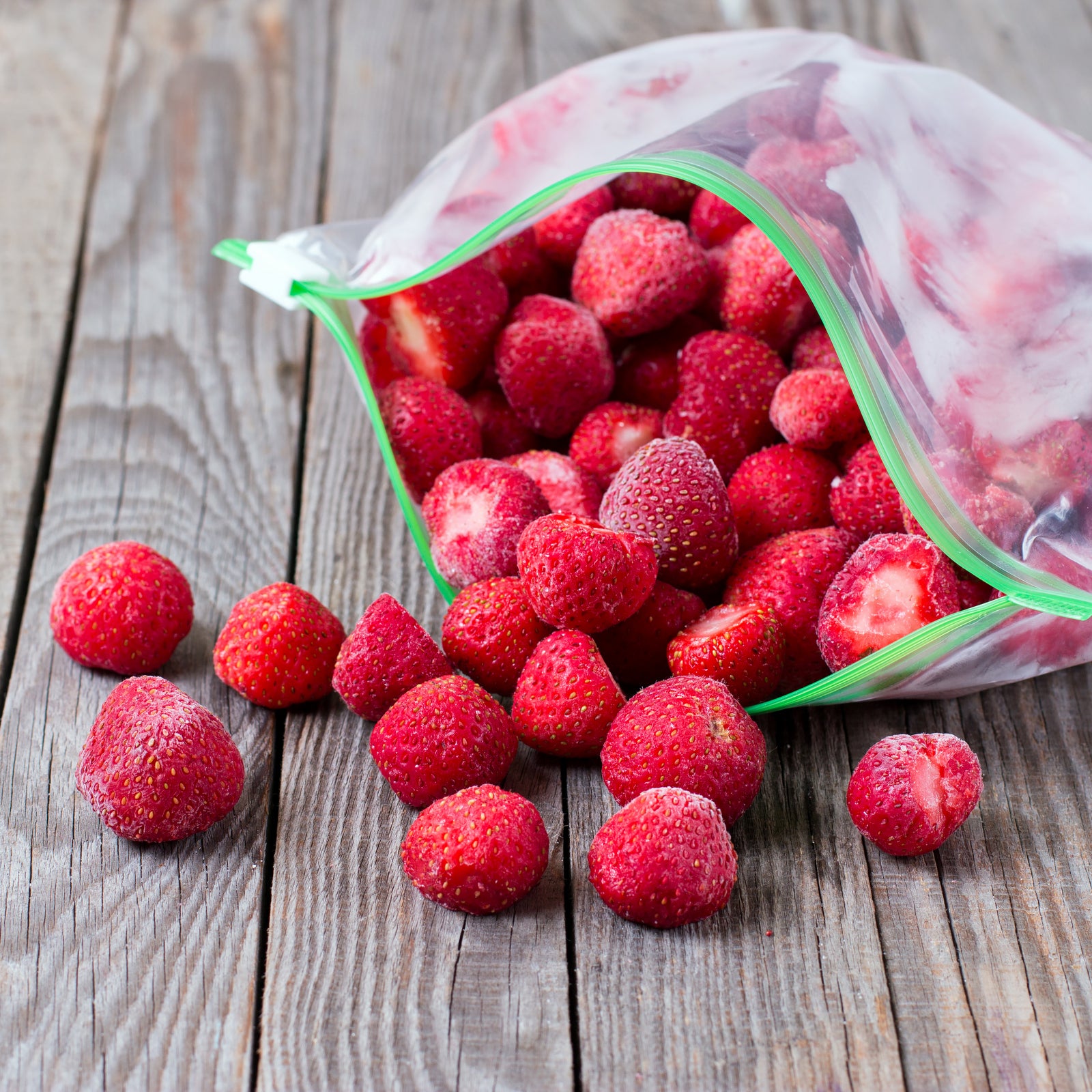 Certified Organic Frozen Strawberries from Turkey (1kg) - Horizon Farms